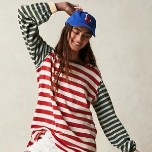 We The Free People Sawyer Stripe Tee M Kelp Red Green Knit Top 🩷